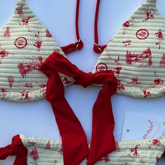 Dippin’ Daisy’s Ivy top & Summerland bottom - Picture 3 of 5